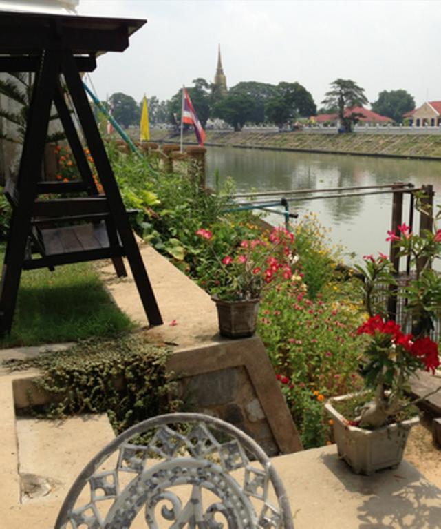 Ayothaya Riverside House Phra Nakhon Si Ayutthaya Exterior photo